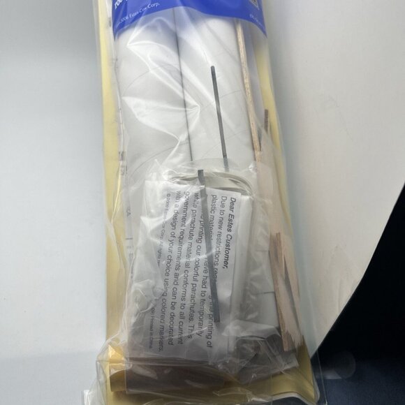 Estes Stormcaster Flying Model Rocket Builders Kit EST 1301 NEW SEALED GR53 - Picture 4 of 6